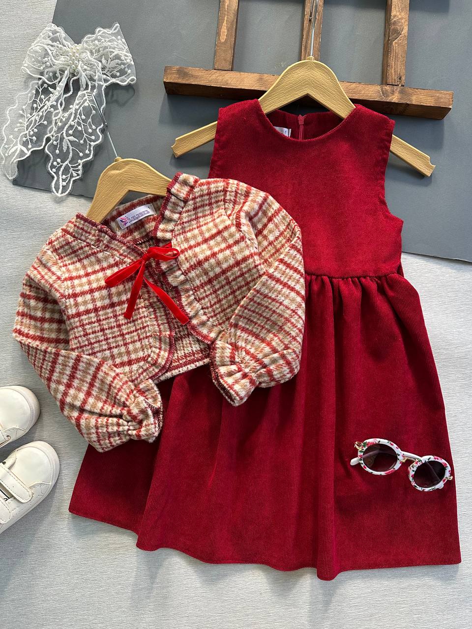 کت و سارافون یارا