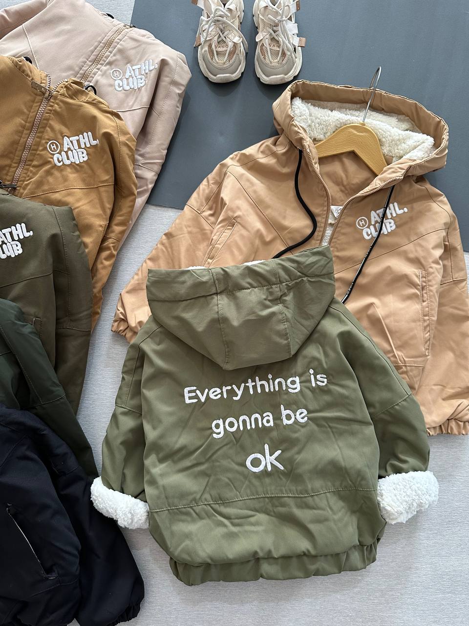 کاپشن هیگان 