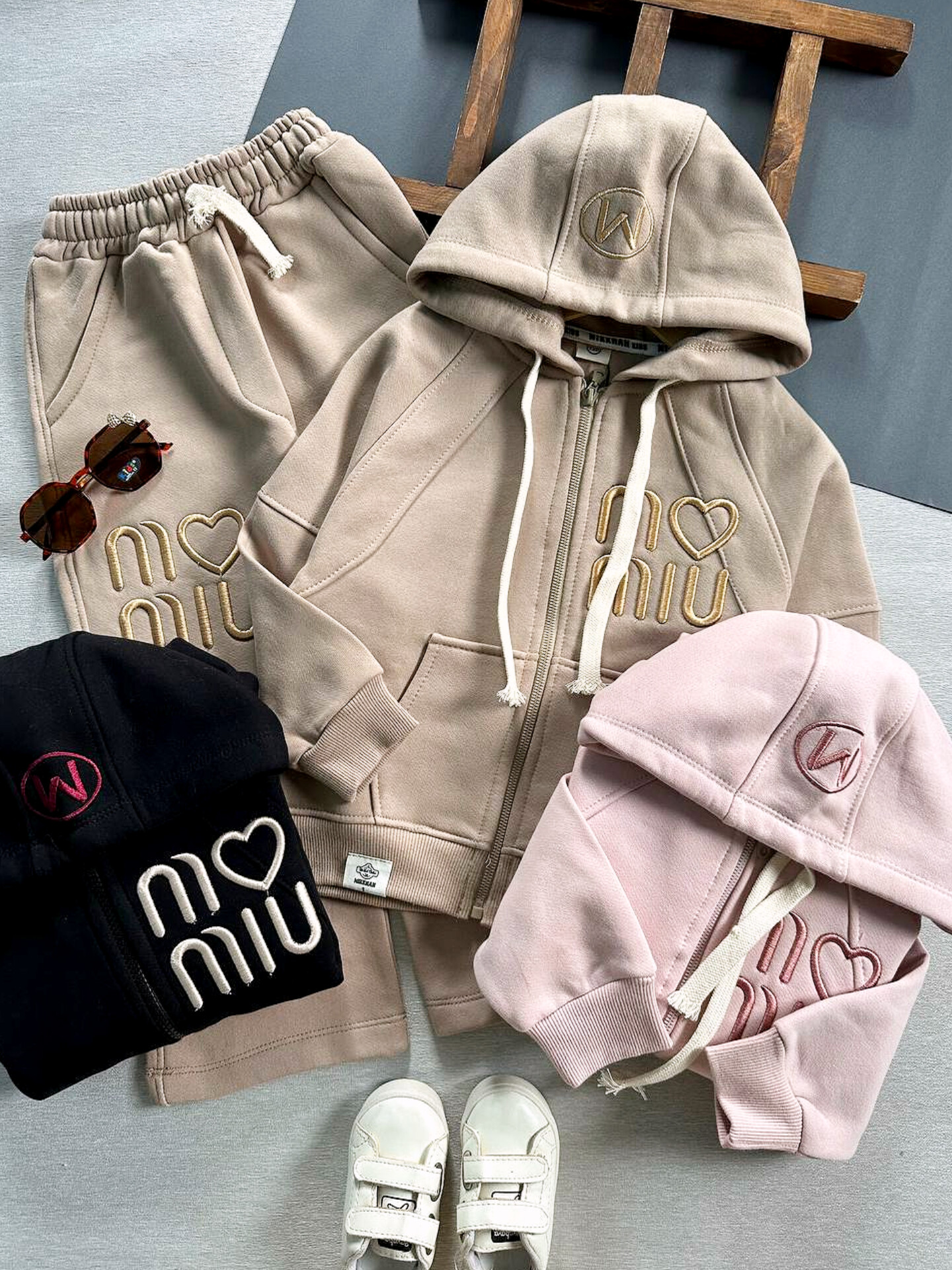 سویشرت شلوار میو میو