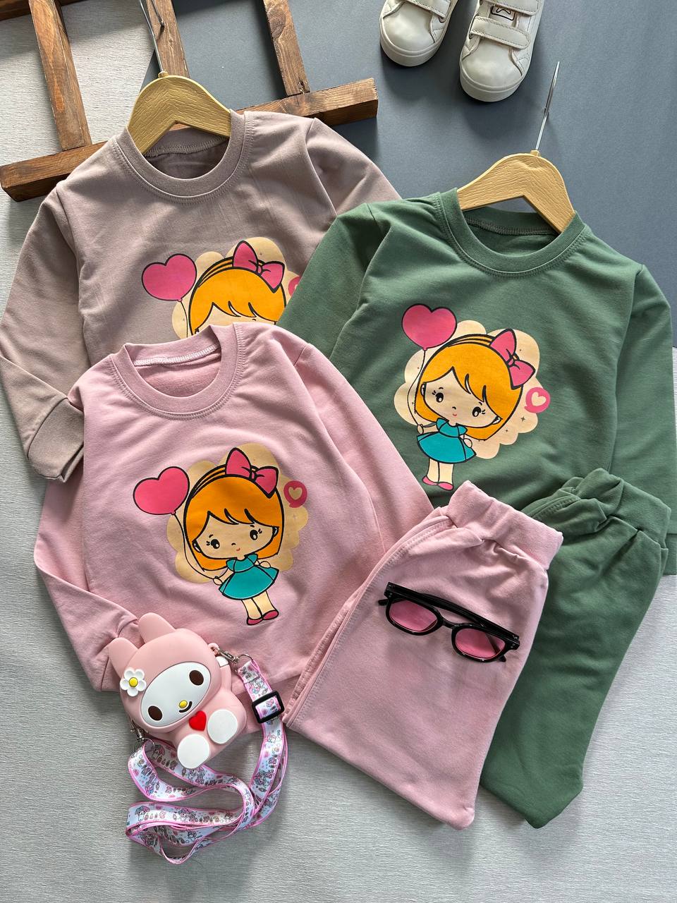 ست اقتصادی دخترک