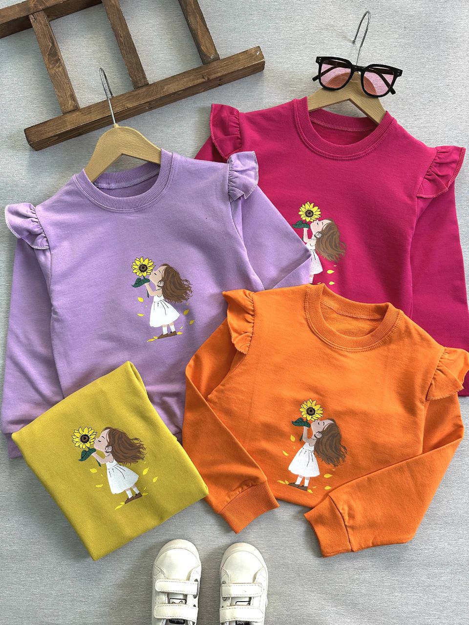 بلوز دختر آفتابگردان