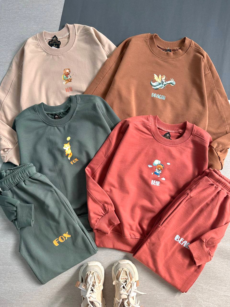 ست ساده شکلکی